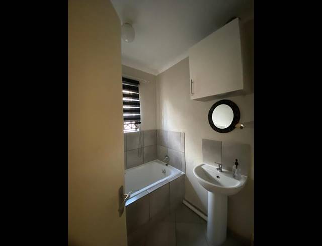 2 BEDROOM HOUSE FOR SALE IN WILFORDON